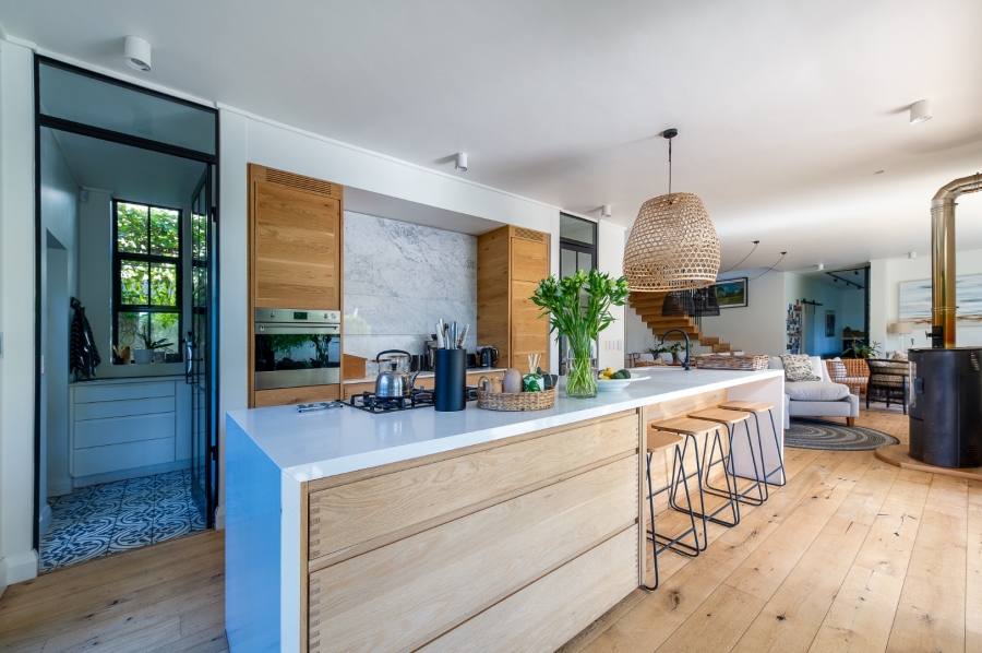 4 Bedroom Property for Sale in Leisure Isle Western Cape